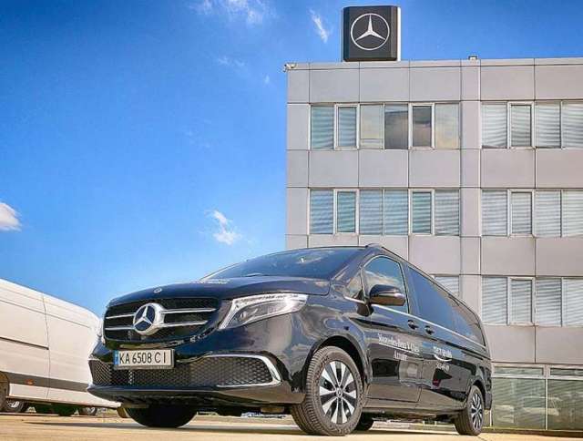 В Україну повернулись тест-драйви мінівенів Mercedes-Benz